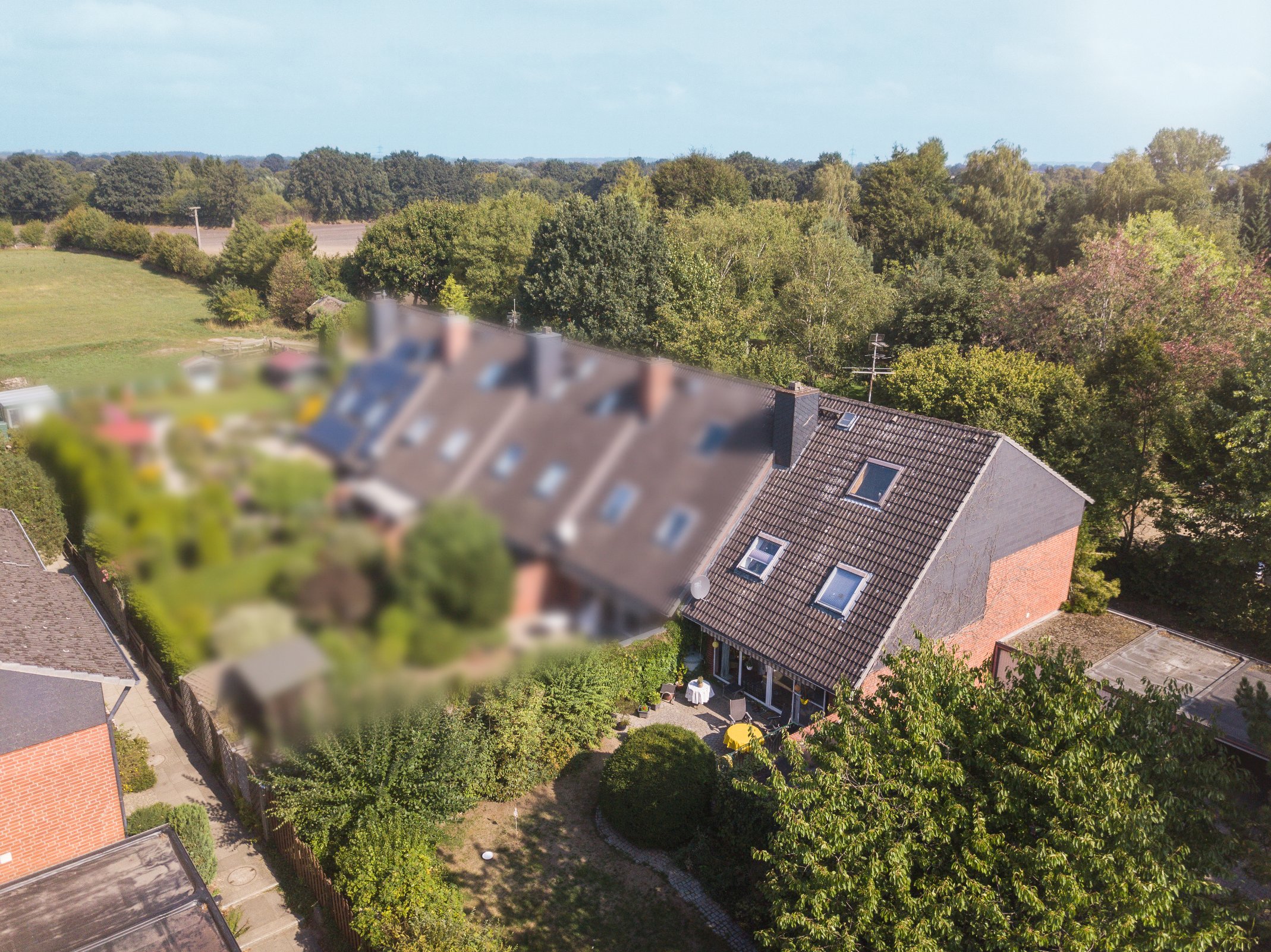 VERKAUFT – Riesiges Reiheneckhaus fast 145 m² Wohnfläche & VK, gut 360 m² Grundstück, Garage & Carport