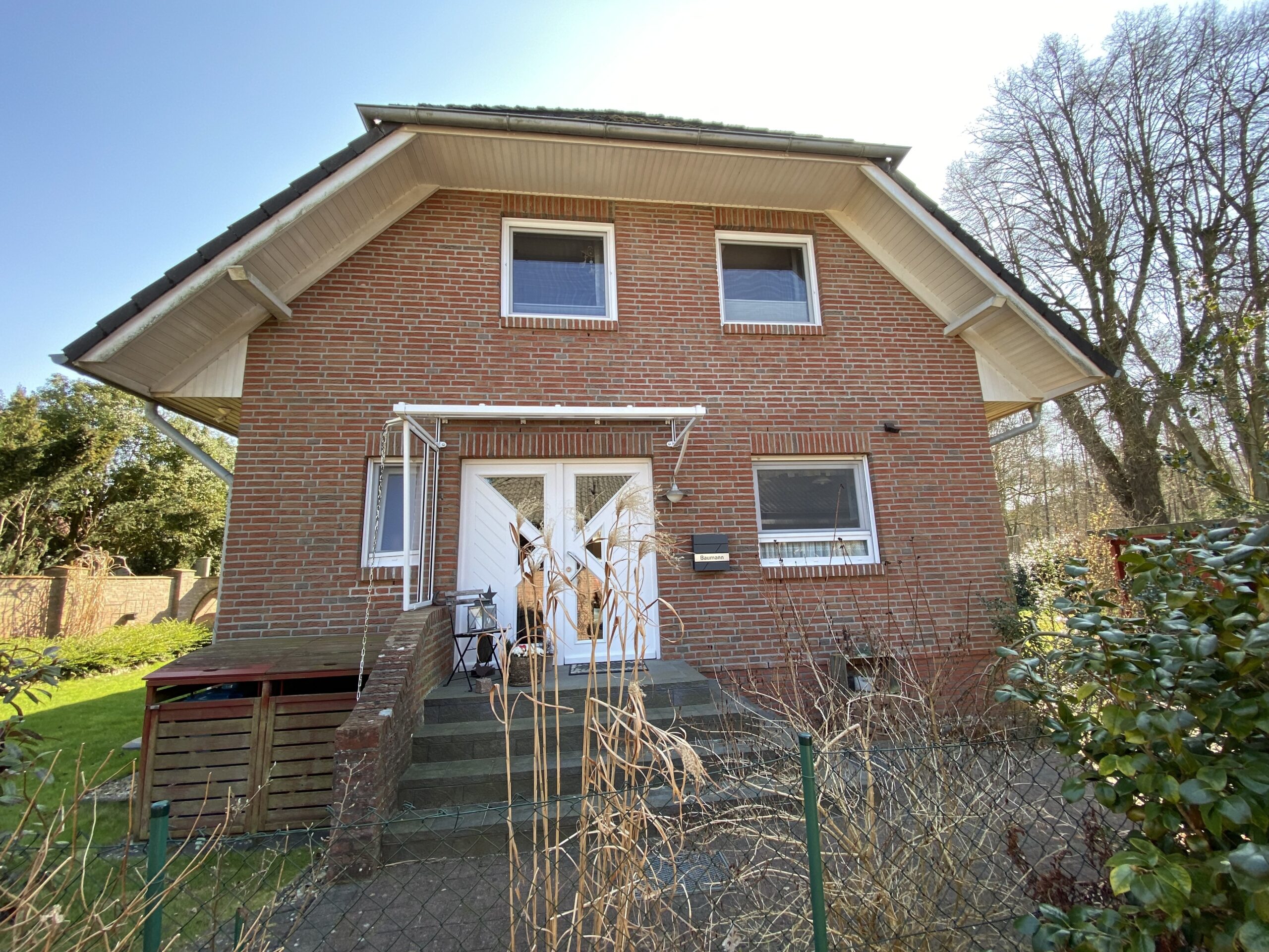 BESICHTIGUNG wo andere Urlaub machen: Charmantes Einfamilienhaus in Witzhave bei Reinbek – SONNTAG, 28.06. von 15.00 h – 16.00 h BESICHTIGUNG wo andere Urlaub machen: Charmantes Einfamilienhaus in Witzhave bei Reinbek – SONNTAG, 28.06. von 15.00 h – 16.00 h